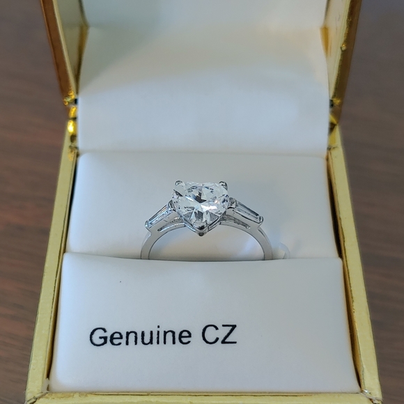 Avon Jewelry - Sterling Silver CZ Heart Ring